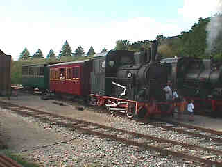 Personenzug (Gr&ouml;sse 9 kb)