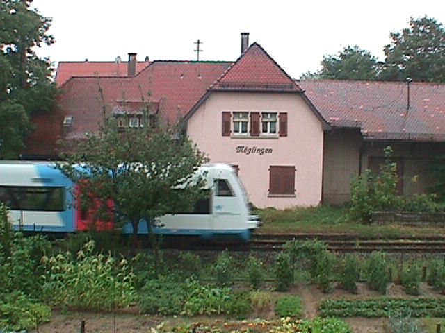 {short description of image}