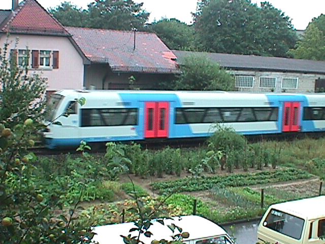 {short description of image}