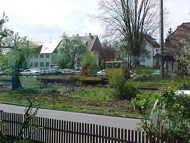 {short description of image}