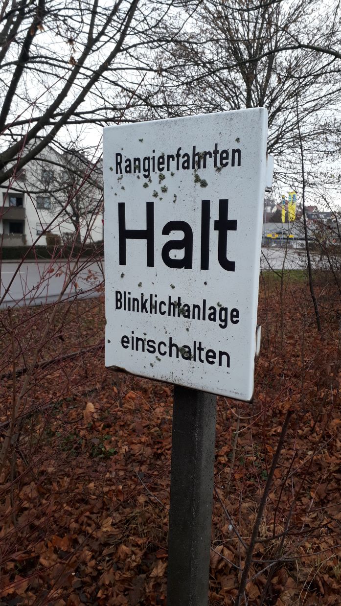 {short description of image}