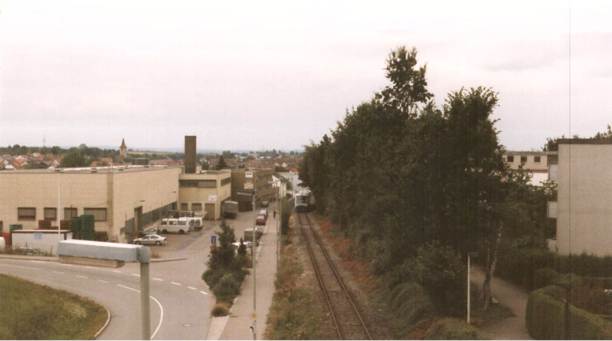 {short description of image}