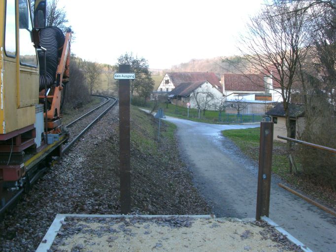 Bahnsteigbau Iggenhausen(Größe ca. 76 kB)